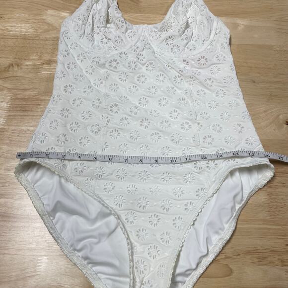 Kate Spade New York NWT Eyelet Halter Underwire One-Piece Swimsuit White Size L - Picture 10 of 11